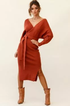 Selfie Leslie Cameo Batwing Knit Midi Dress Camel