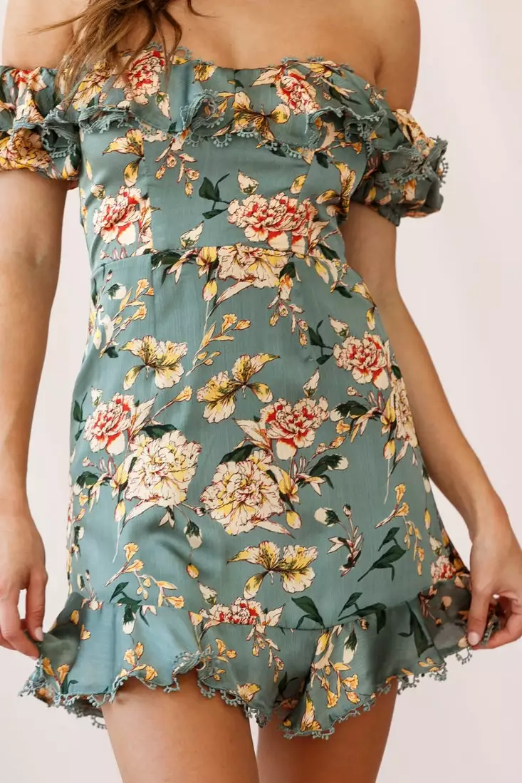 Selfie Leslie Bobby Bardot Neckline Puff Sleeve Dress Olive - Image 4