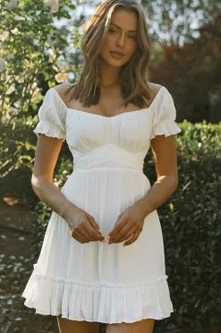 Selfie Leslie Linka Off-Shoulder Tie Back Dress White