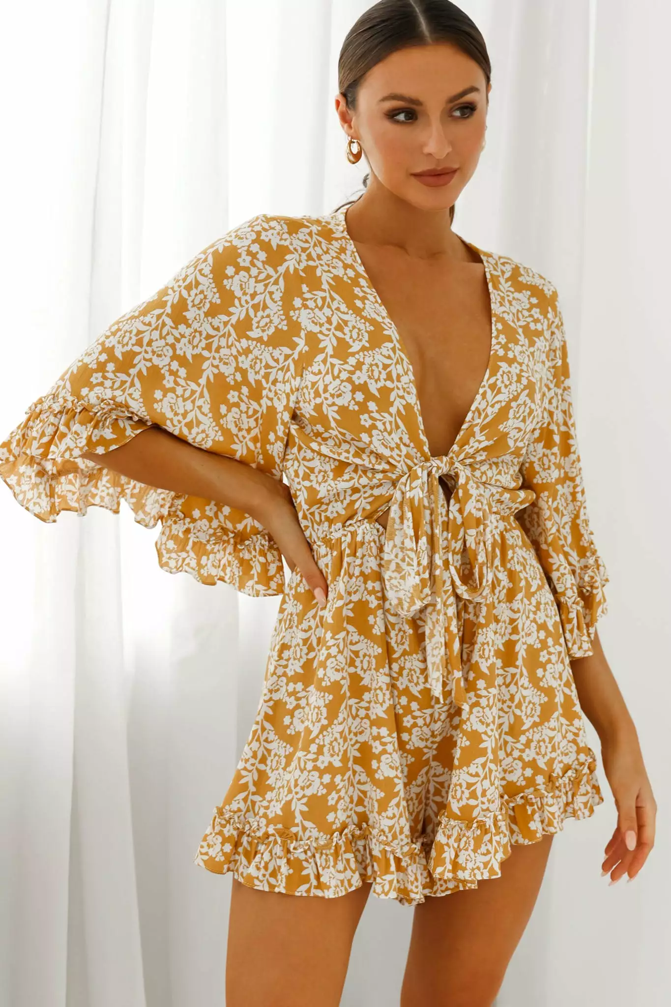 Selfie Leslie Athira Tied Bust Flared Sleeve Floral Stencil Print Romper Yellow - Image 7