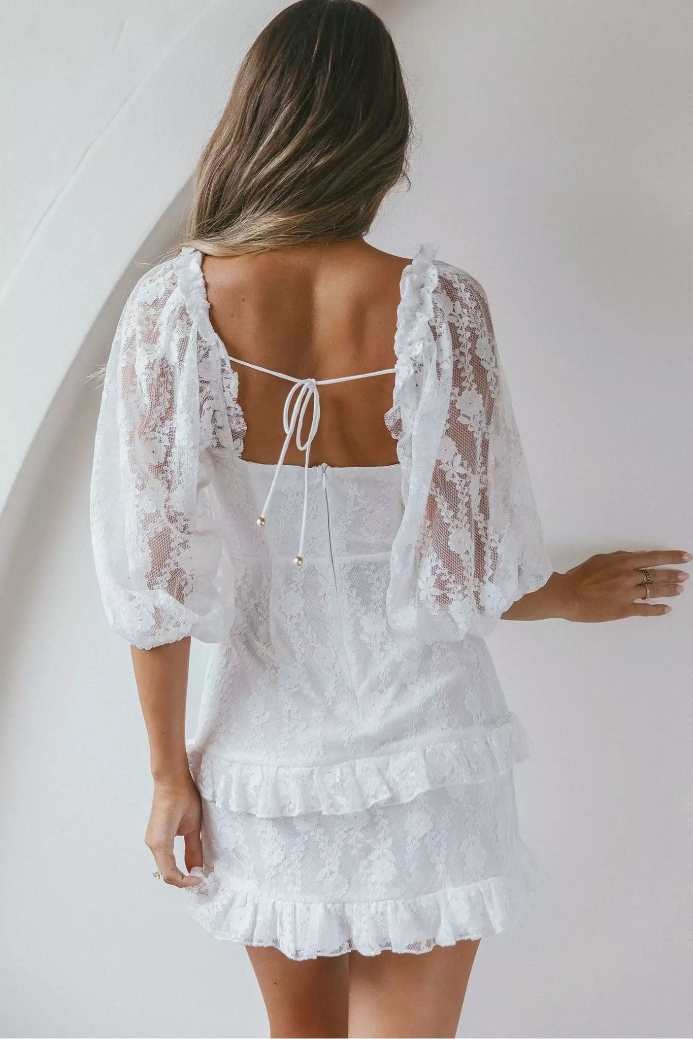 Selfie Leslie Hemingway Criss-Cross Bust Balloon Sleeve Frill Trim Lace Dress White - Image 3