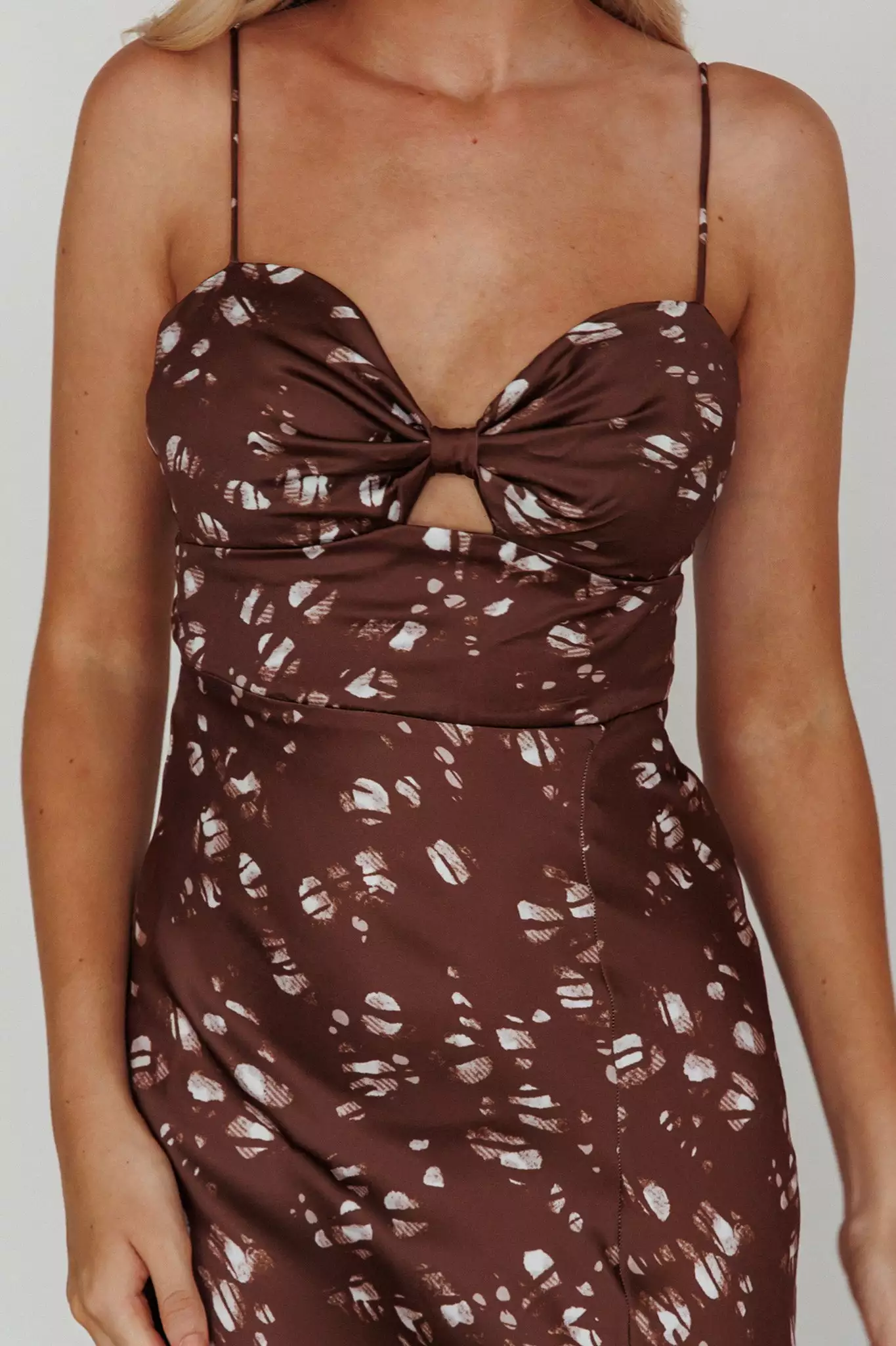 Here Comes The Sun Missoula Cami Strap Padded Bust Midi Dress Printed Brown - Image 4