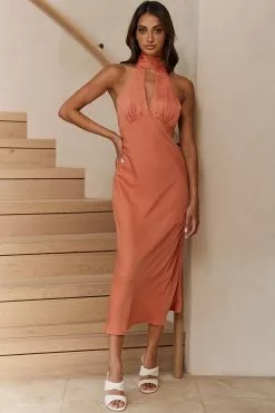 Selfie Leslie Madison Avenue Keyhole Bust Halterneck Midi Dress Apricot