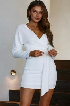Selfie Leslie Aviator Tied Waist Knit Mini Dress White