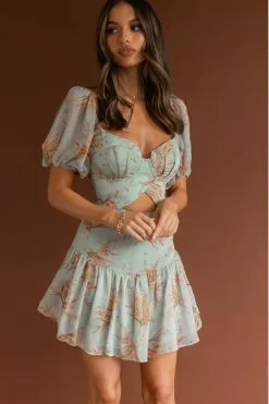 Selfie Leslie Devoted Structured Bust Puff Sleeve Dress Lily Print Pistachio