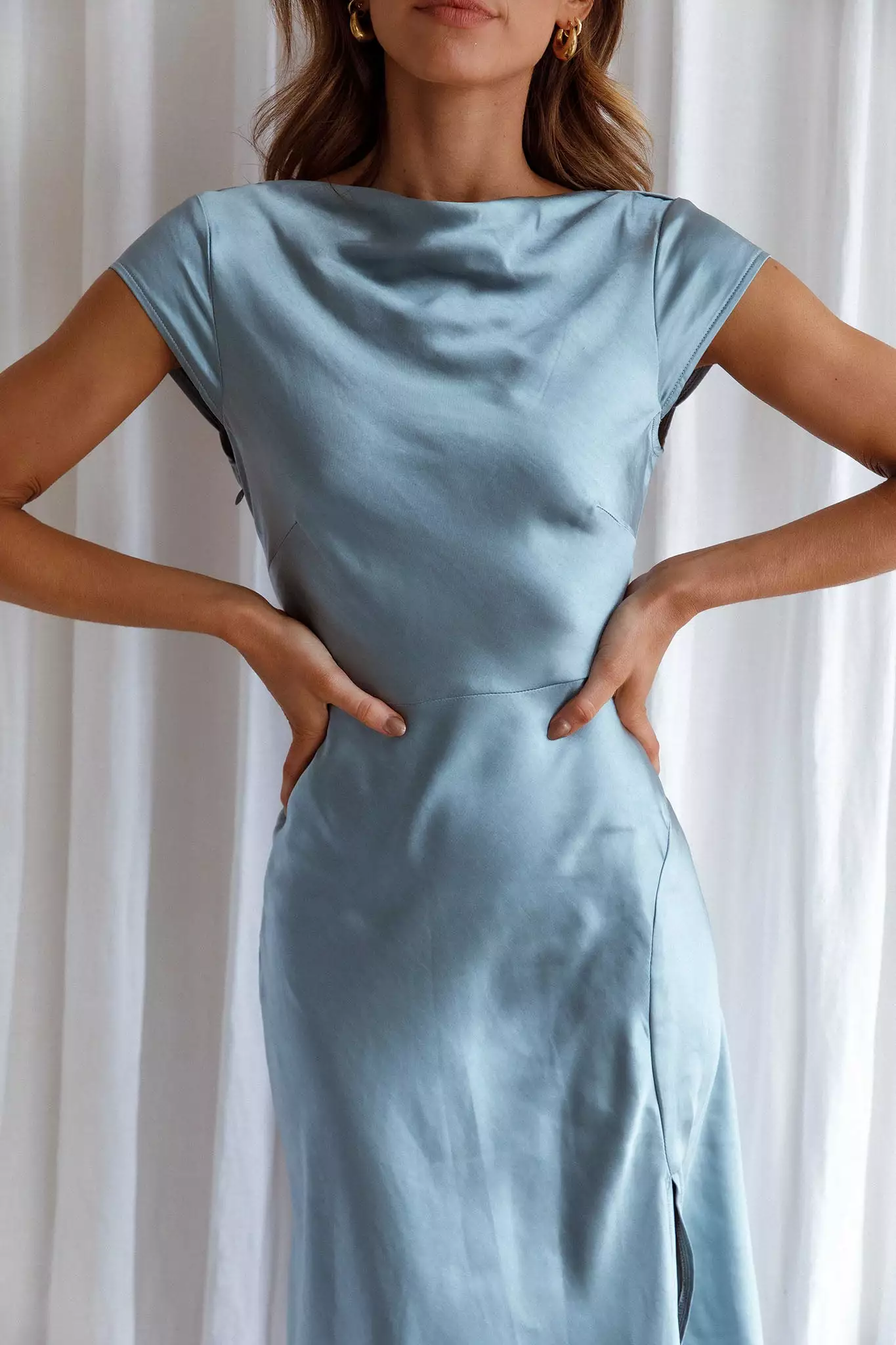 Saints + Secrets Lucinda Twist Back Midi Dress Blue - Image 5