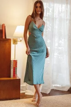 Selfie Leslie City Lights Cut-Out Waist Split Midi Dress Check Green