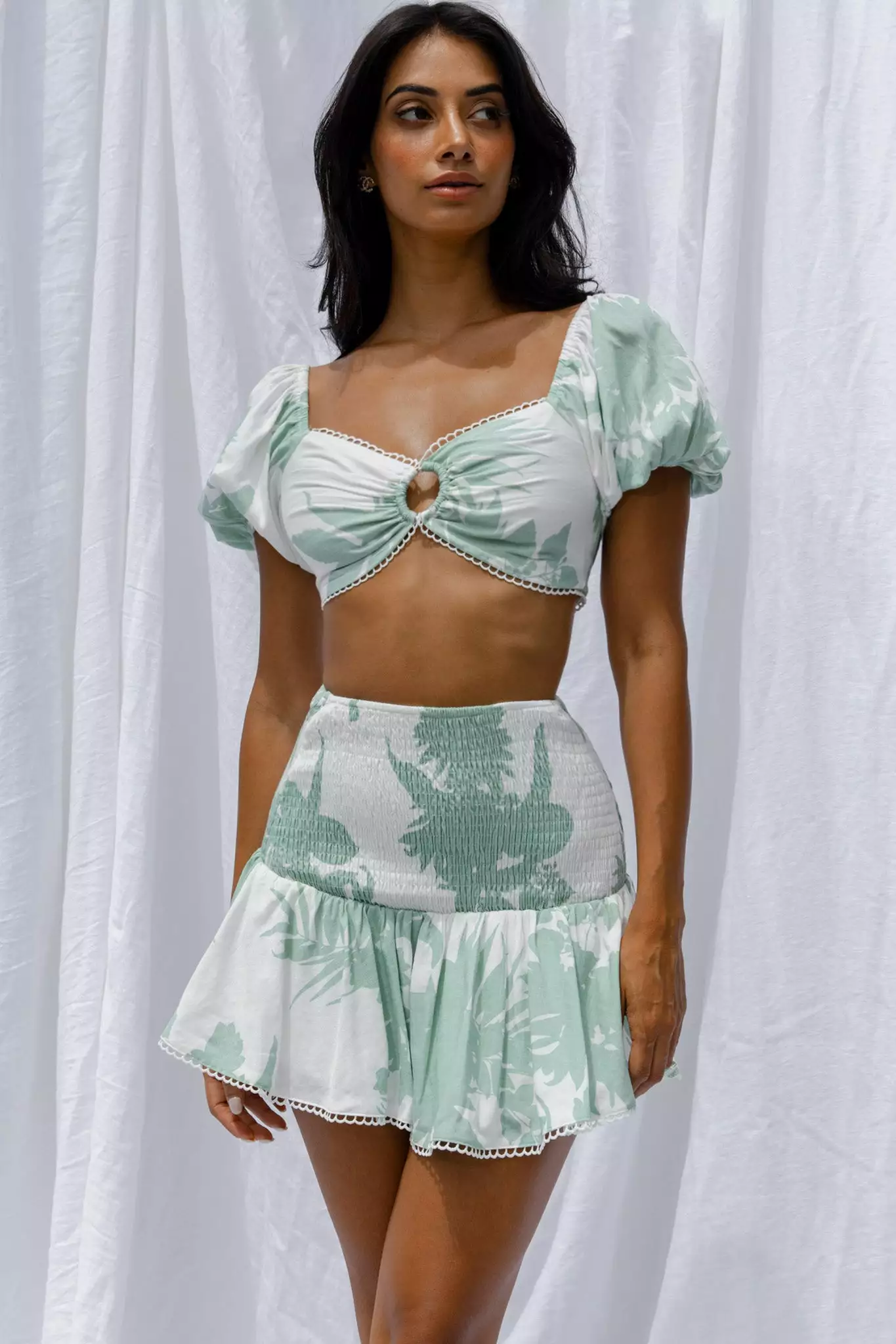 Selfie Leslie Escape With Me Tied Back Crop Top Printed Sage - Image 5