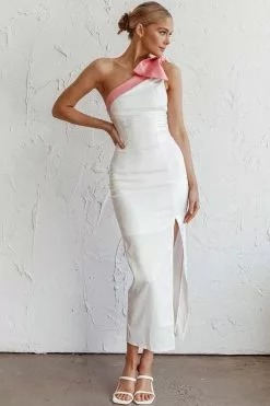 Here Comes The Sun Sweetest Thing One-Shoulder Bow Maxi Dress White