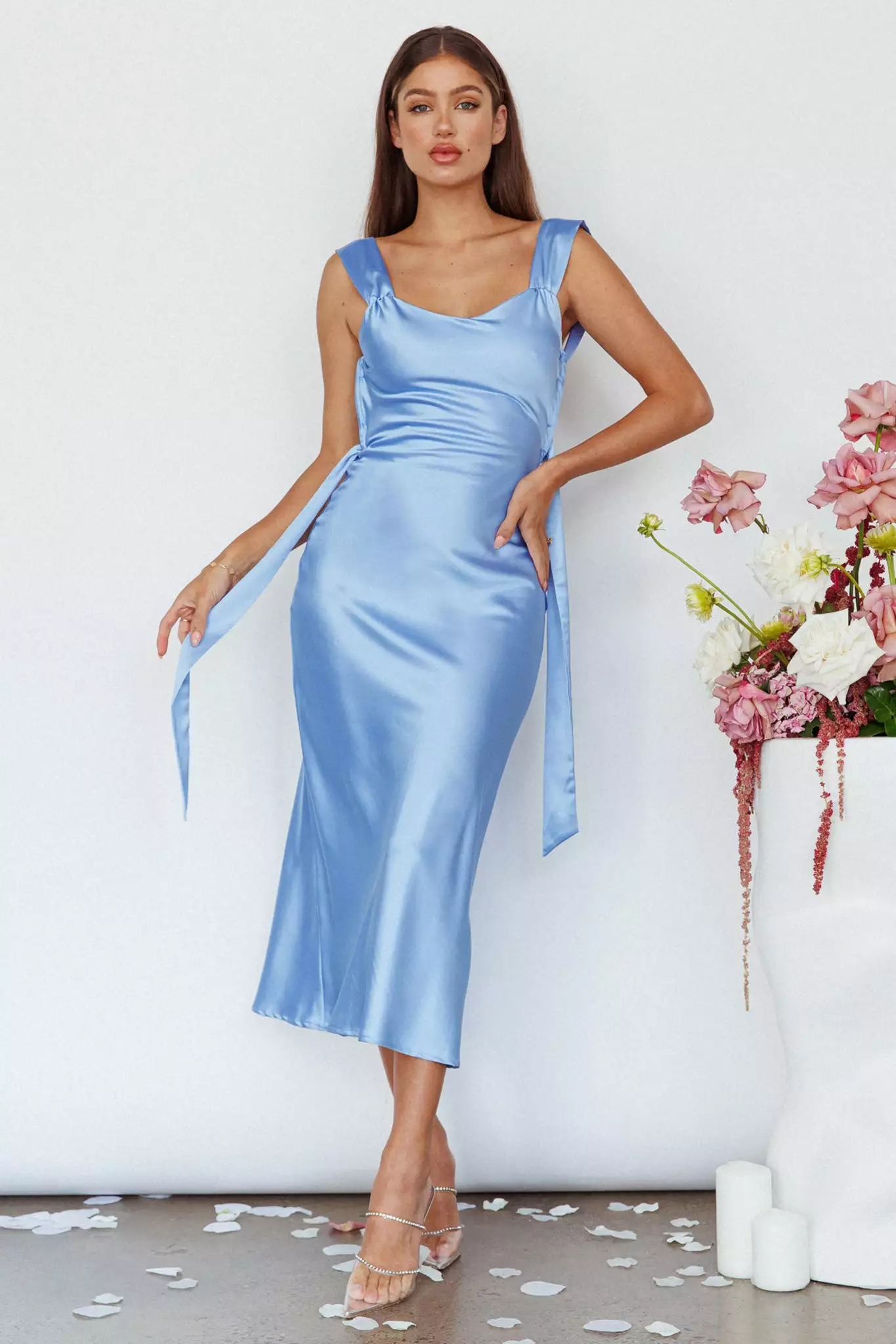 Here Comes The Sun Amielle Open Back Midi Dress Blue