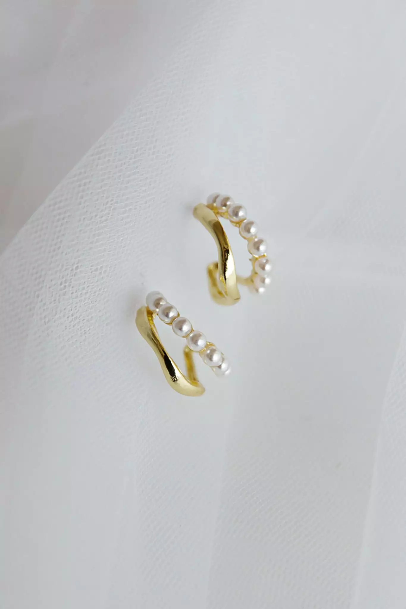 Selfie Leslie Charis Double Hoops Gold - Image 6