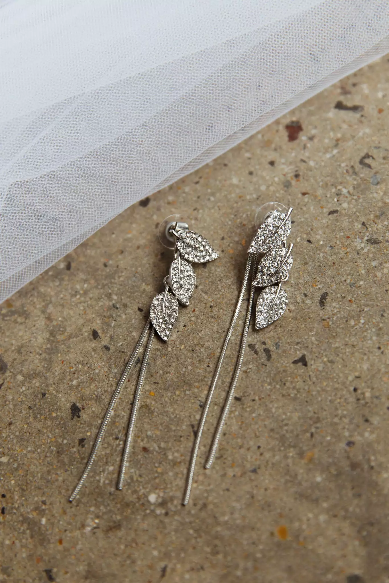 Selfie Leslie Zircon Leaves Tassel Drop Earrings Silver - Image 4