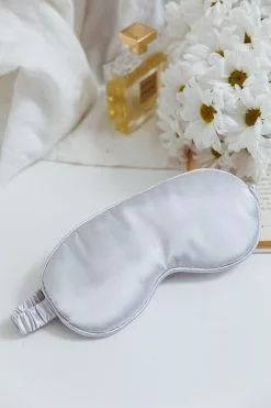 Selfie Leslie Sweet Dreams Satin Eye Mask Silver
