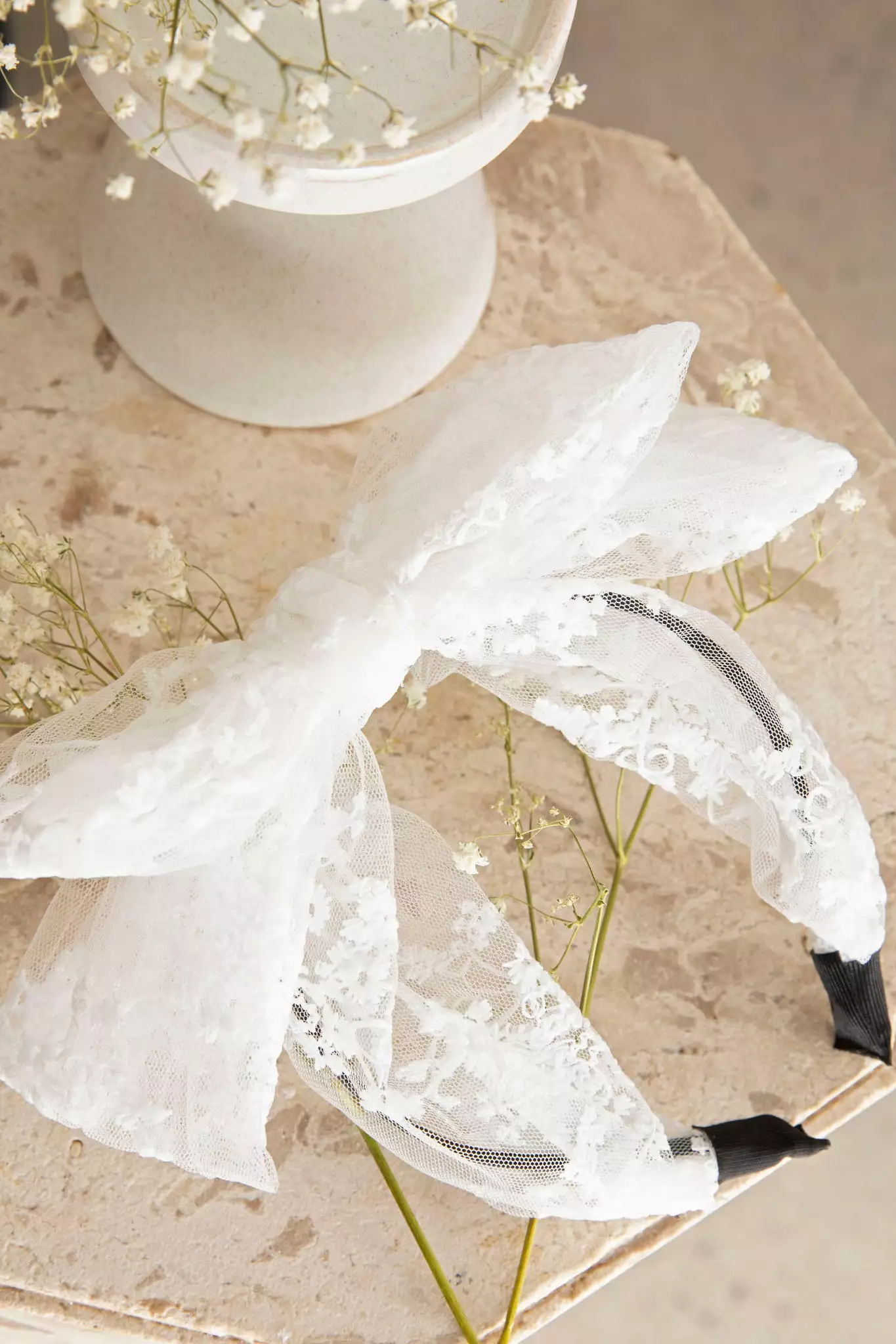 Selfie Leslie Alice Lace Bow Headband White - Image 3