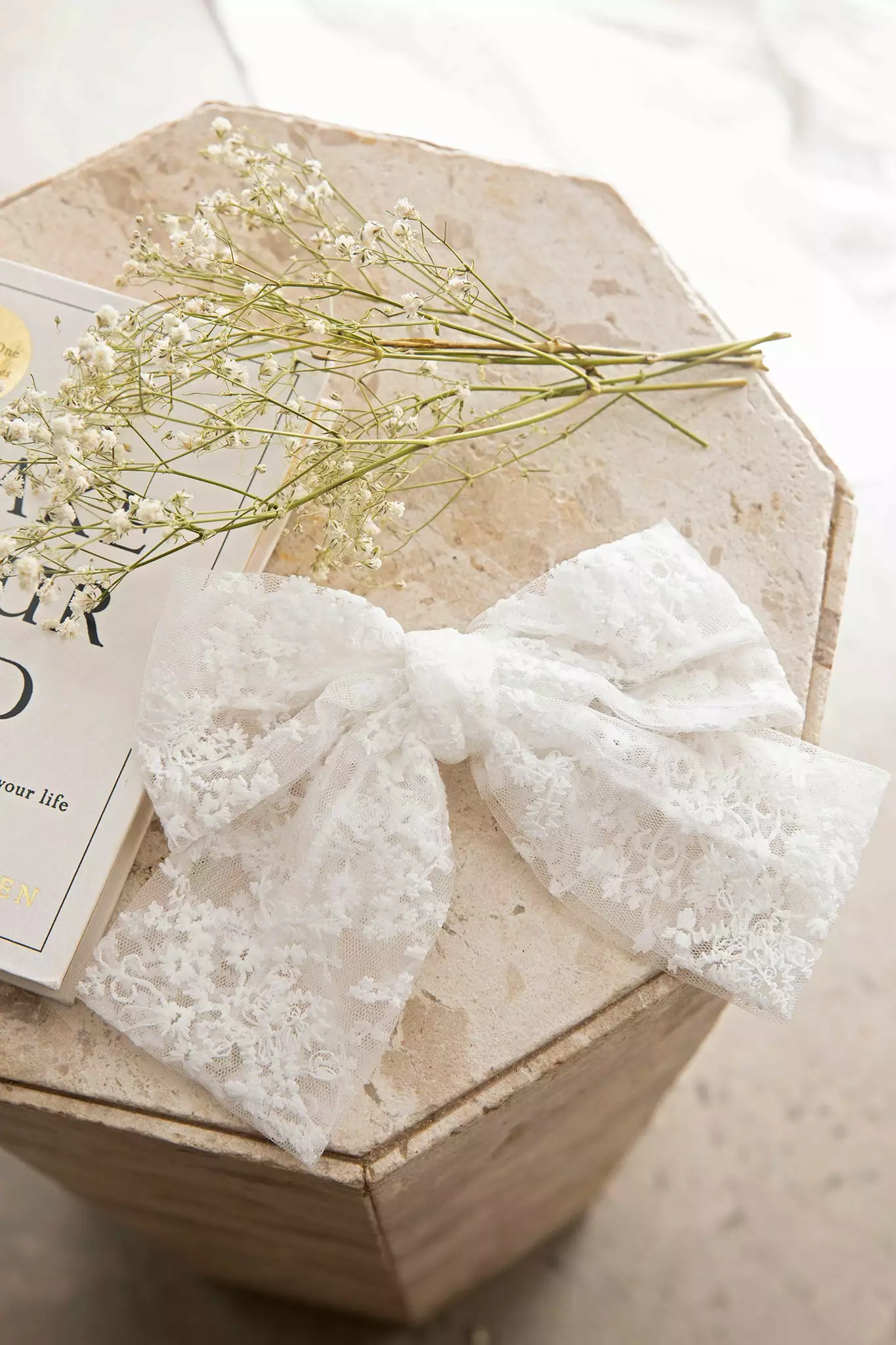 Selfie Leslie Belle Lace Bow Barrette Clip White - Image 3