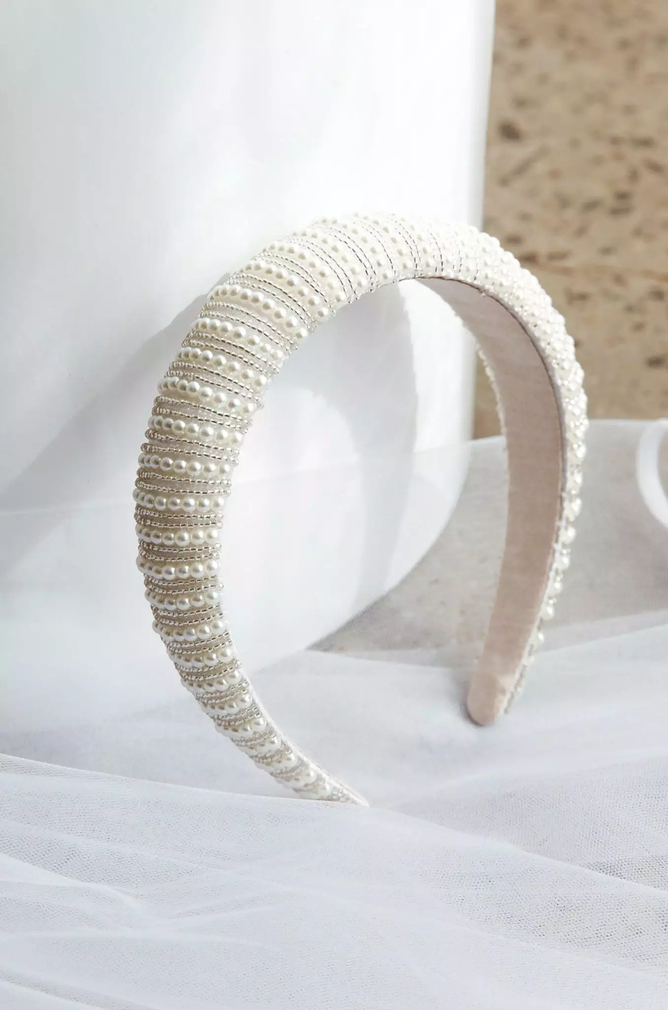 Selfie Leslie Nevaeh Wide Pearl Headband White - Image 2