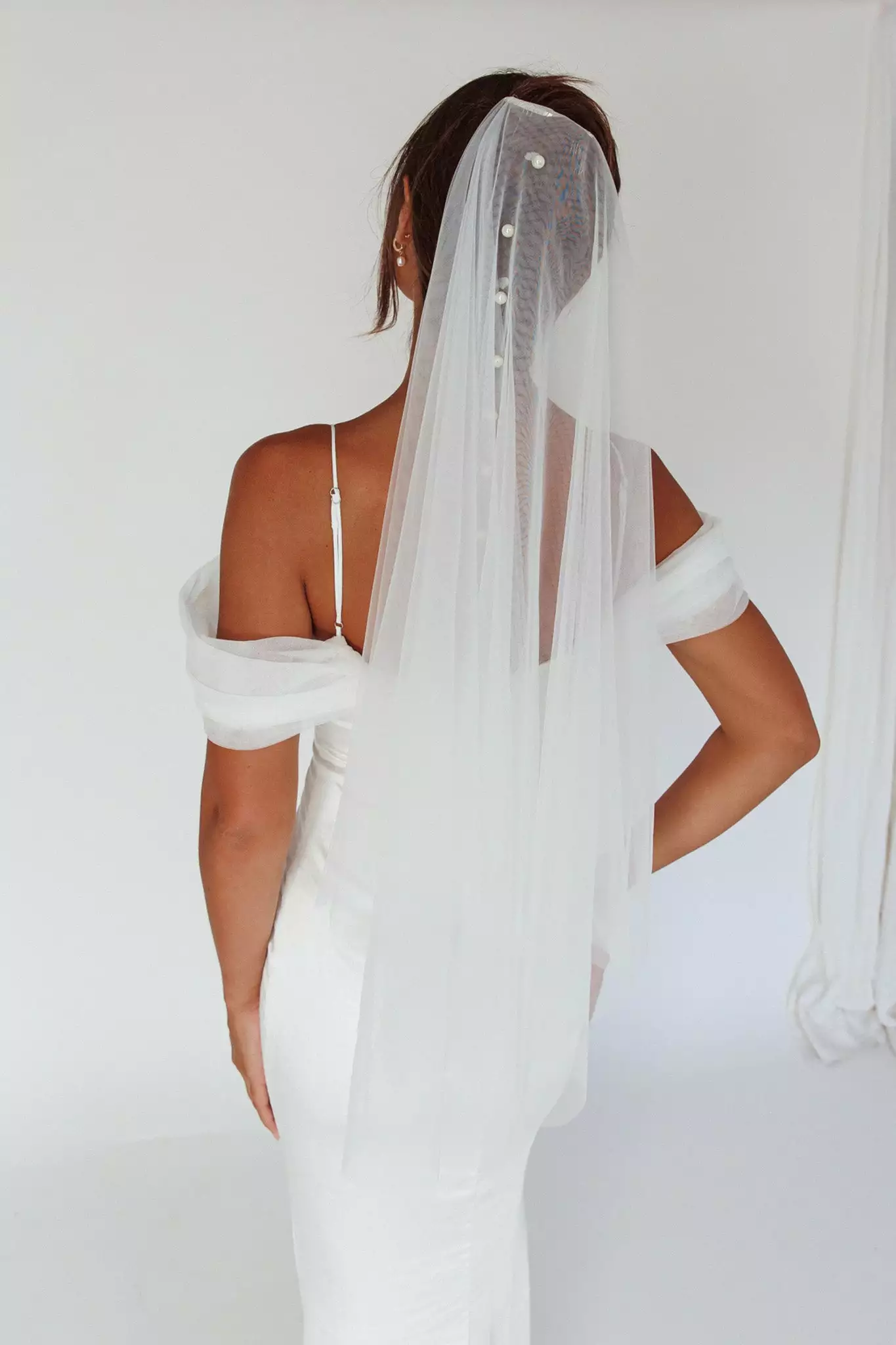 Selfie Leslie Marina Pearl Accent Veil White - Image 6