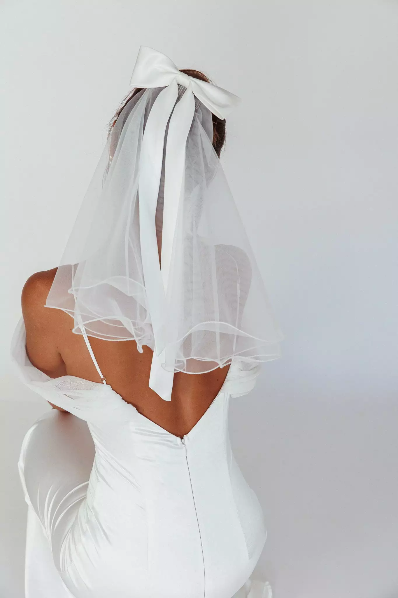 Selfie Leslie Florence Bow Bridal Veil White - Image 7