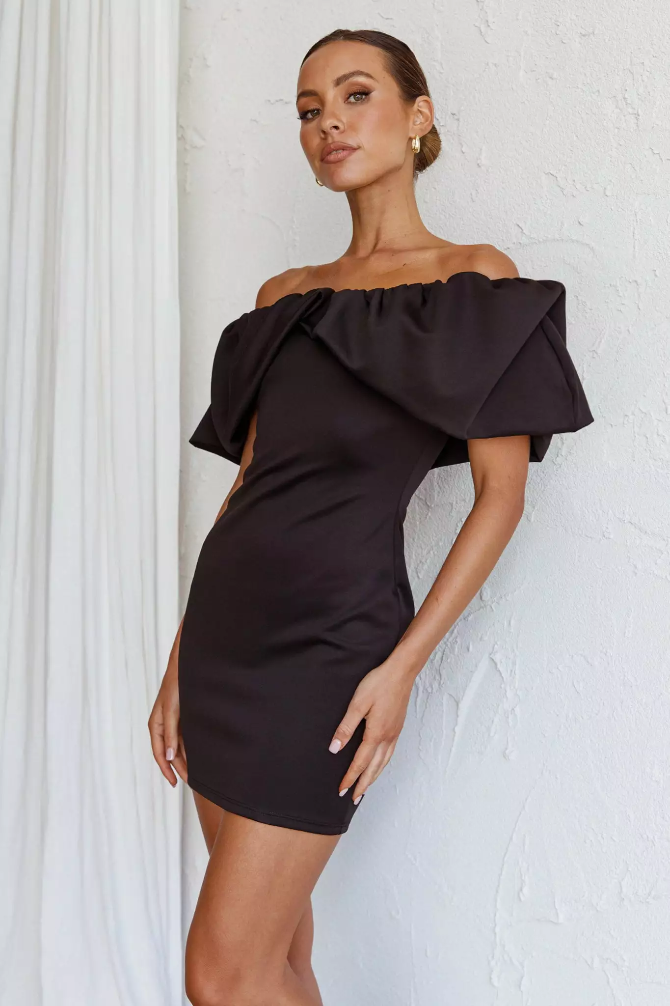 Selfie Leslie So Dramatic Off-Shoulder Mini Dress Black - Image 5