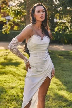 Selfie Leslie Shanice Lace Trim Sweetheart Midi Dress White