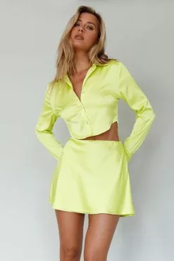 Selfie Leslie Kari Satin Mini Skirt Lime