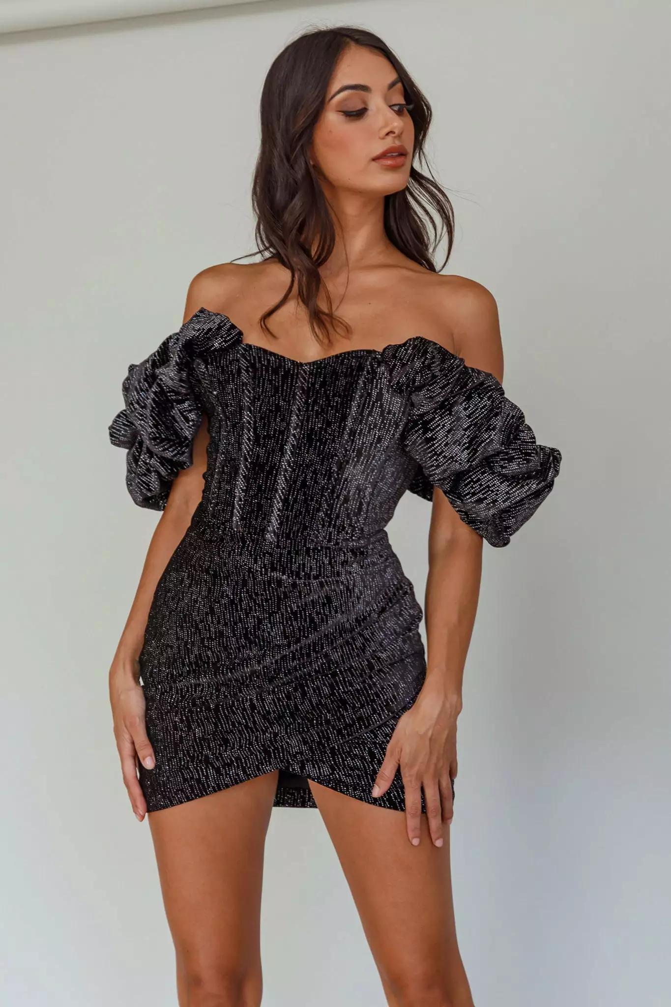 Selfie Leslie So Famous Off-Shoulder Mini Dress Black - Image 4