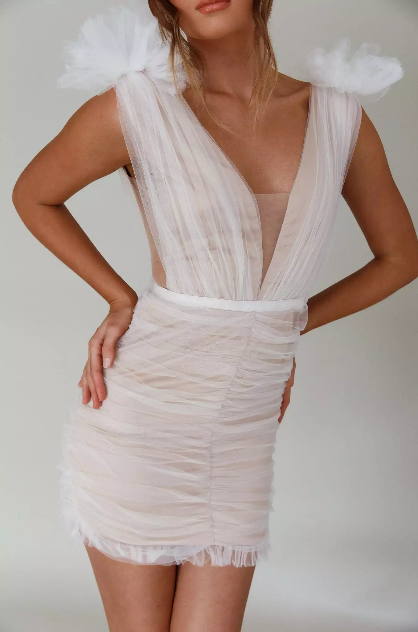 Selfie Leslie Ludivine Shoulder Accent Mesh Mini Dress White - Image 4