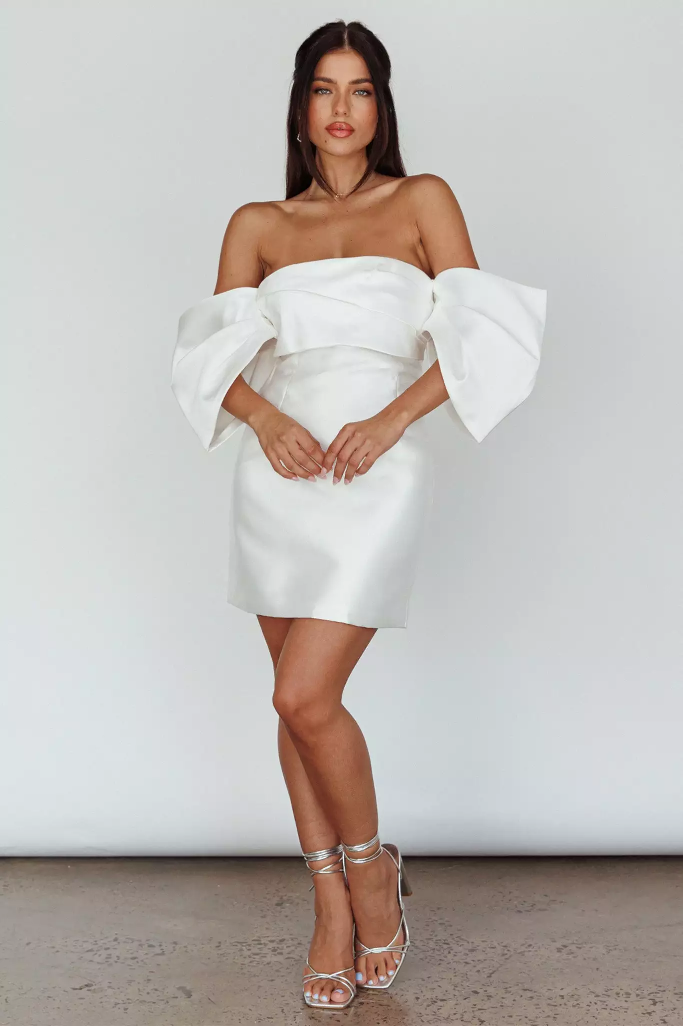 Selfie Leslie Magnolia Off-Shoulder Mini Dress White - Image 3