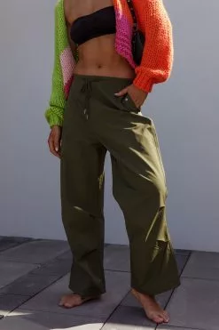 Selfie Leslie Starting Line Low Rise Wide Leg Pants Olive
