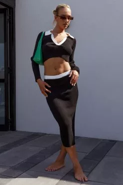 Selfie Leslie Brinley Ribbed Midi Skirt Black