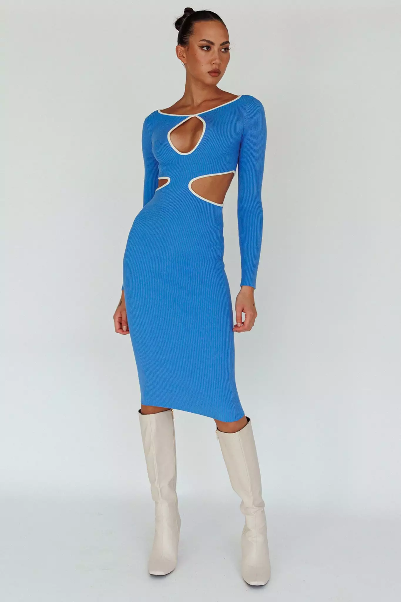 Selfie Leslie Jovie Keyhole Knit Midi Dress Blue - Image 3