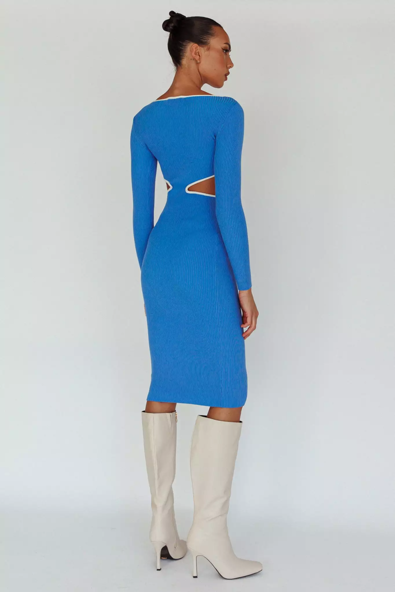 Selfie Leslie Jovie Keyhole Knit Midi Dress Blue - Image 2