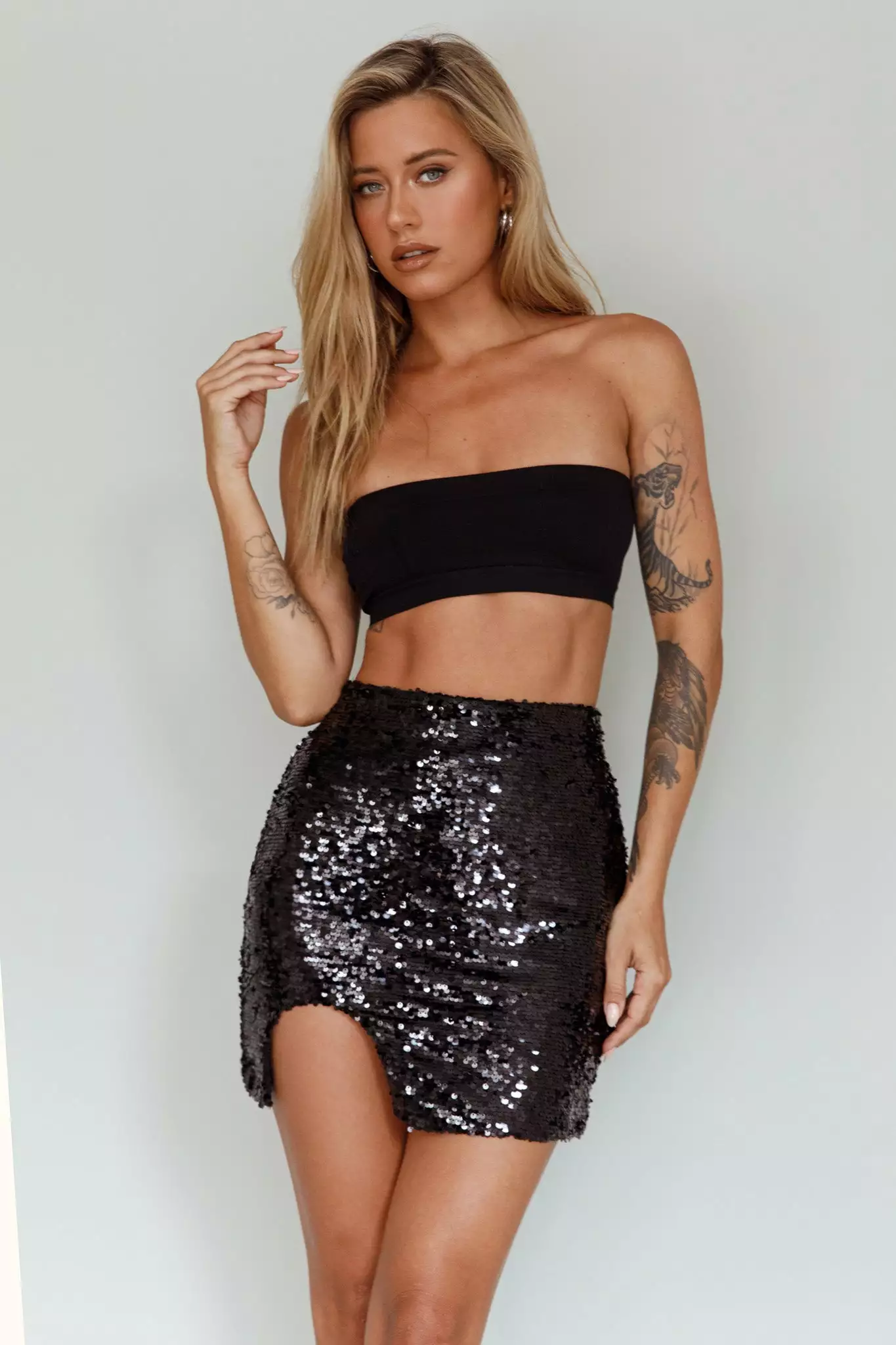 Luna Heart Sequin Mini Skirt Black - Image 7