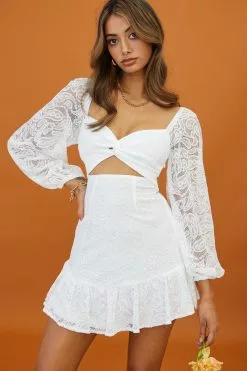 Selfie Leslie La La Land Twisted Bust & Back Paisley Lace Mini Dress White