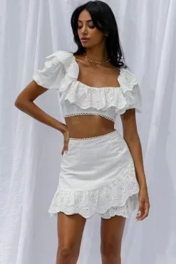 Selfie Leslie New Moon Ruffle Trim Puff Sleeve Eyelet Crop Top White