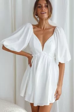 Selfie Leslie Always Dreaming Puff Sleeve Structured V-Neckline Mini Dress White