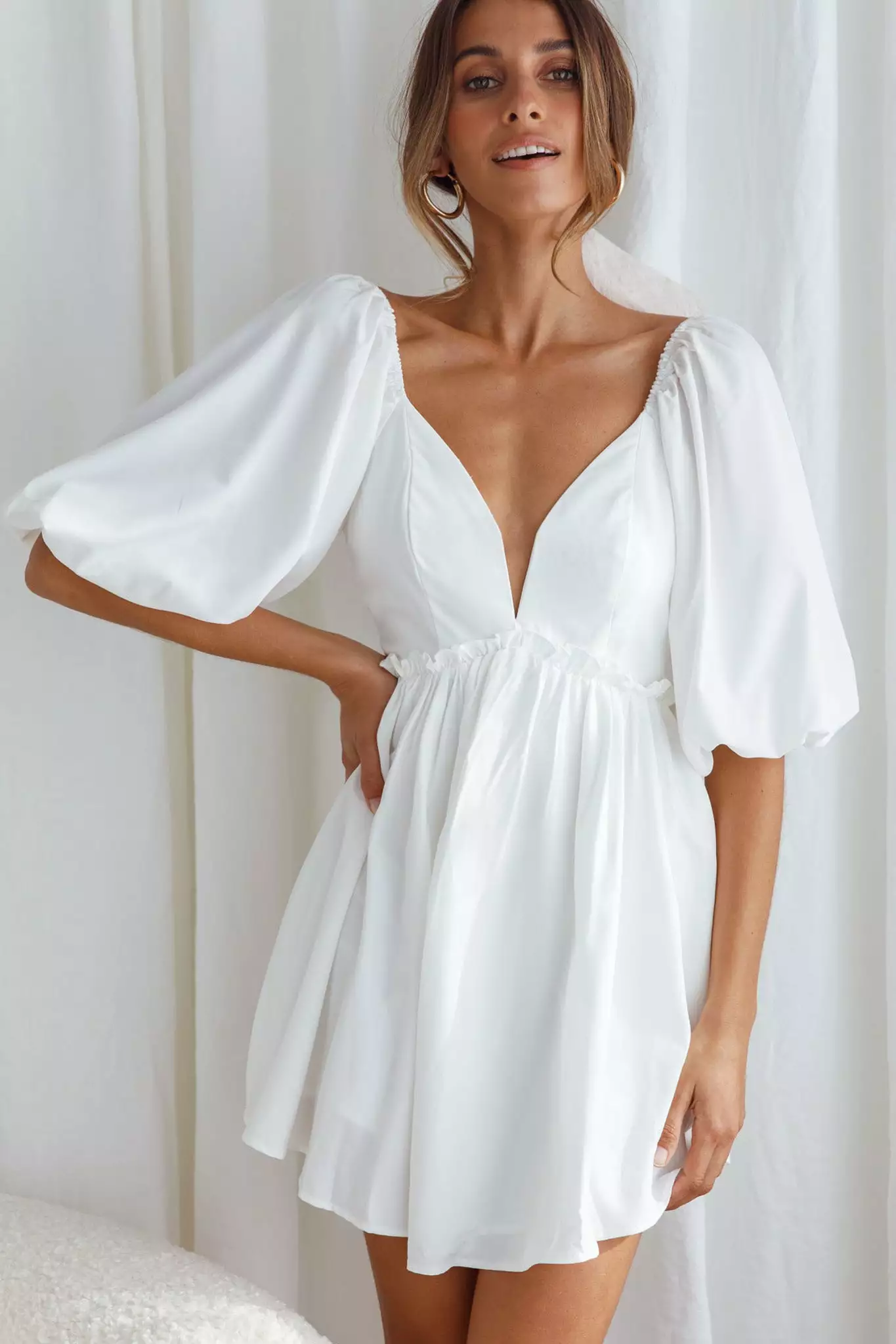 Selfie Leslie Always Dreaming Puff Sleeve Structured V-Neckline Mini Dress White