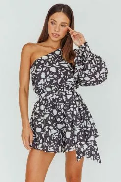 INDIKAH Summer Lover One-Shoulder Romper Floral Black