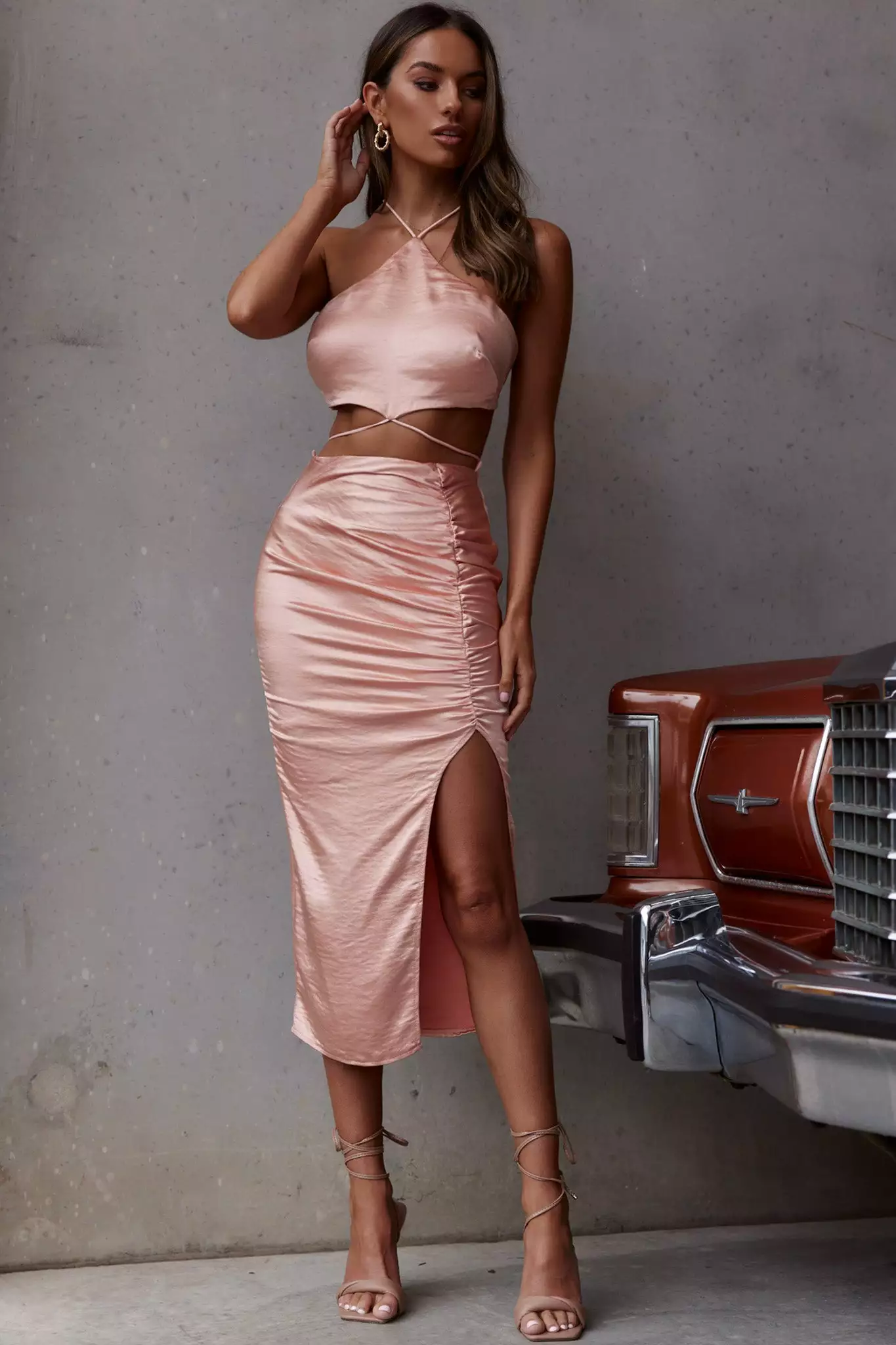 Selfie Leslie Found My Paradise Ruched Midi Skirt Apricot - Image 6