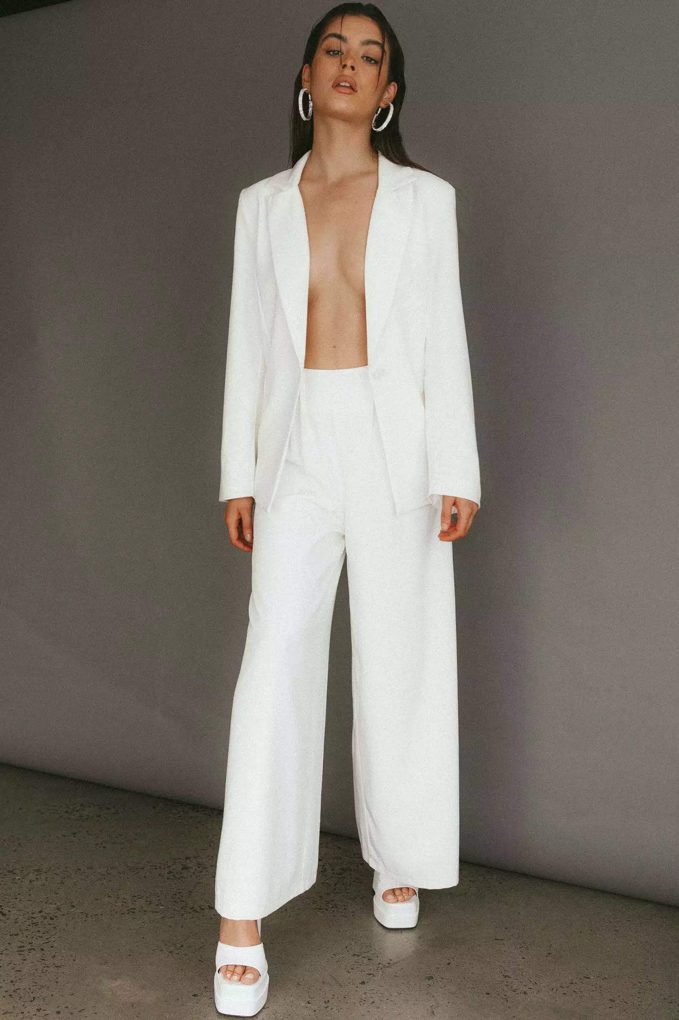 Selfie Leslie Vous Etes Belle Pleated Waist Pants White - Image 3