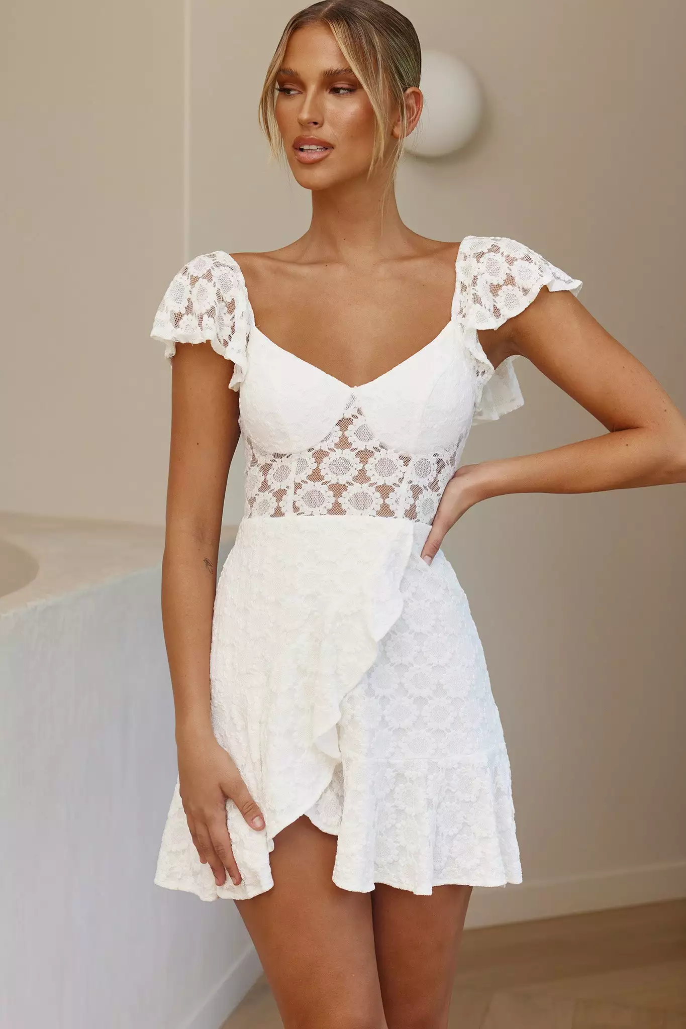 Selfie Leslie Secret Crush Flutter Sleeve Floral Lace Ruffle Hem Dress White