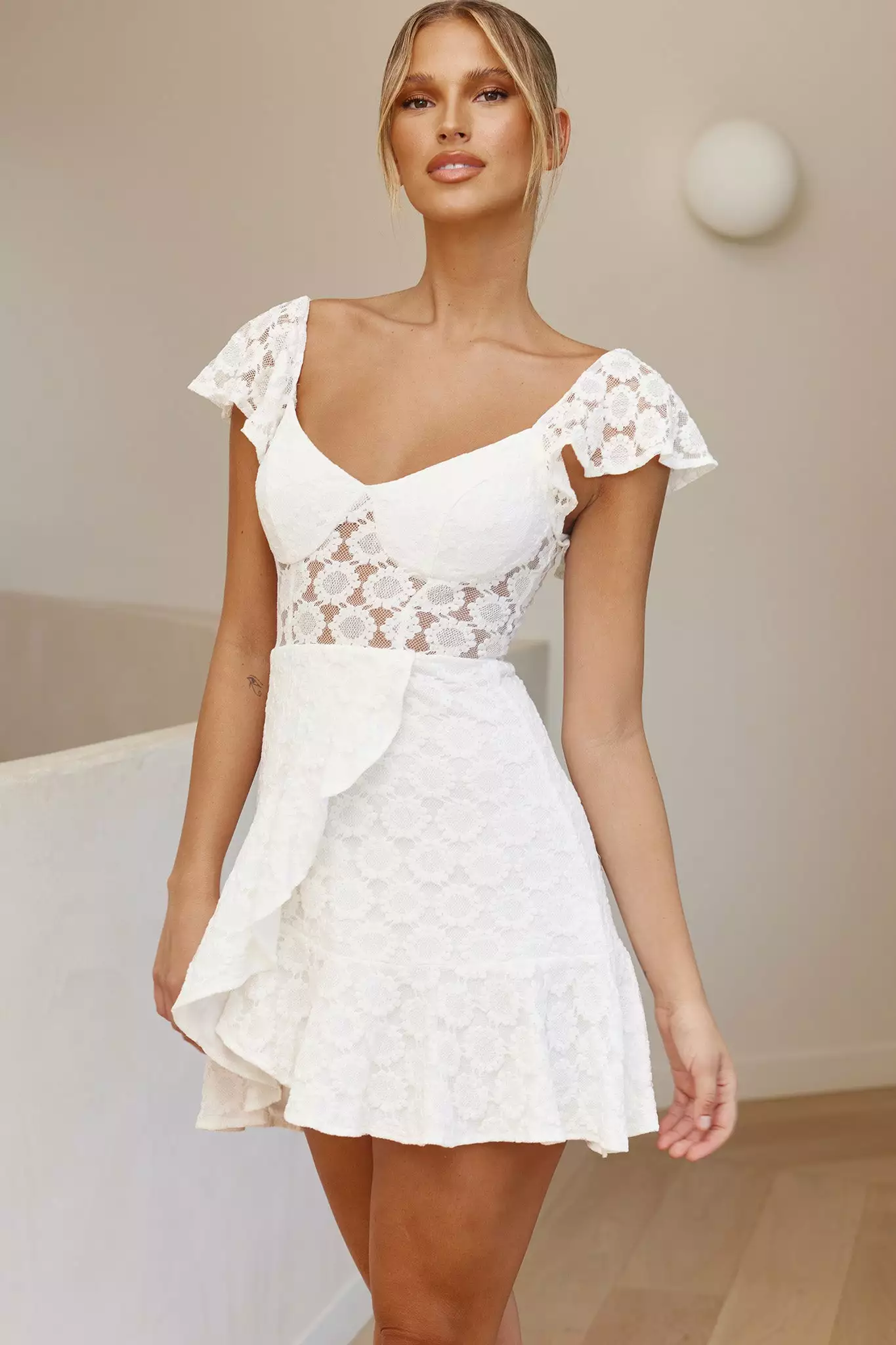 Selfie Leslie Secret Crush Flutter Sleeve Floral Lace Ruffle Hem Dress White - Image 5