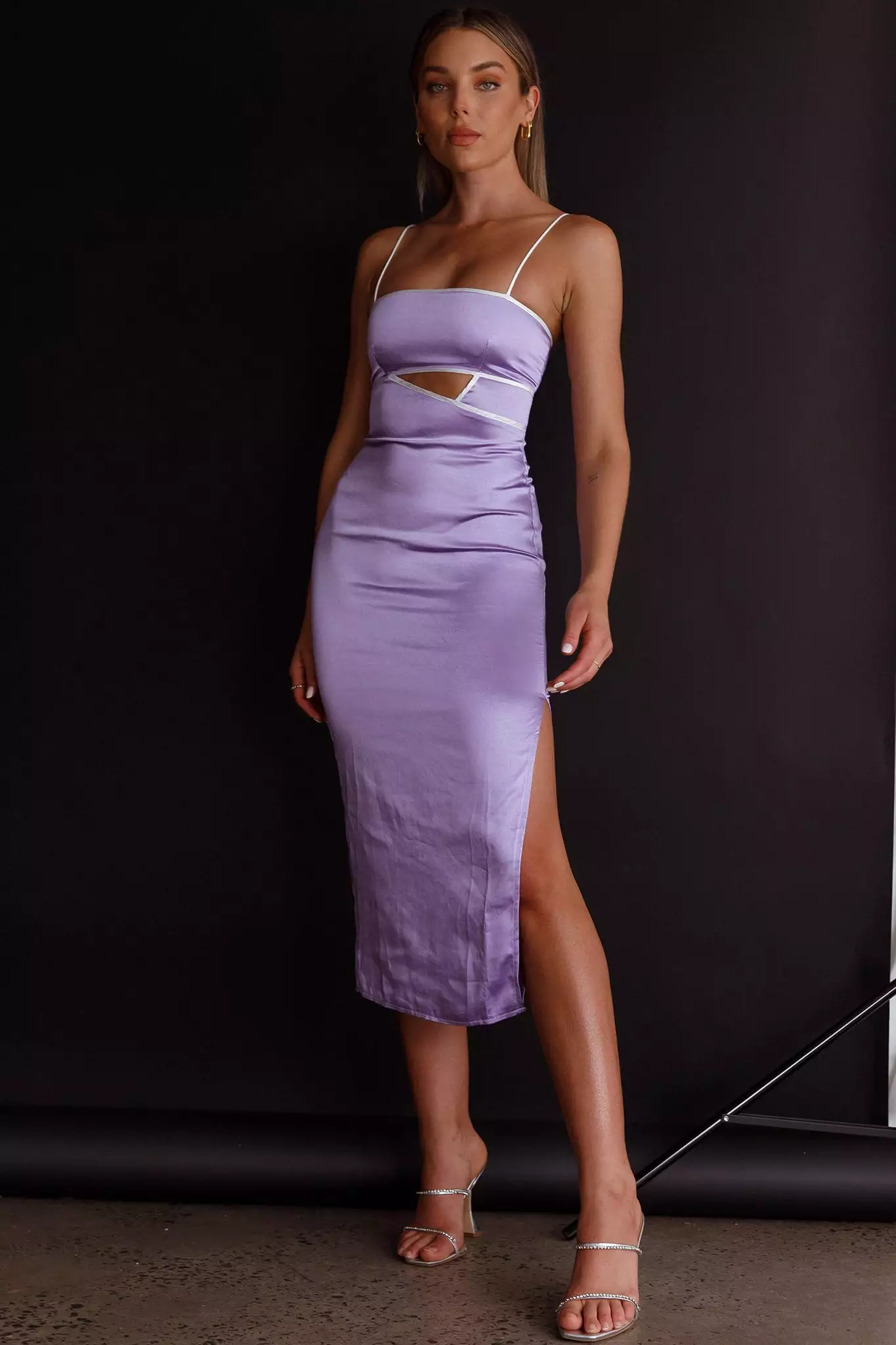 Laia Cut-Out Bodice Midi Dress Lilac - Image 7