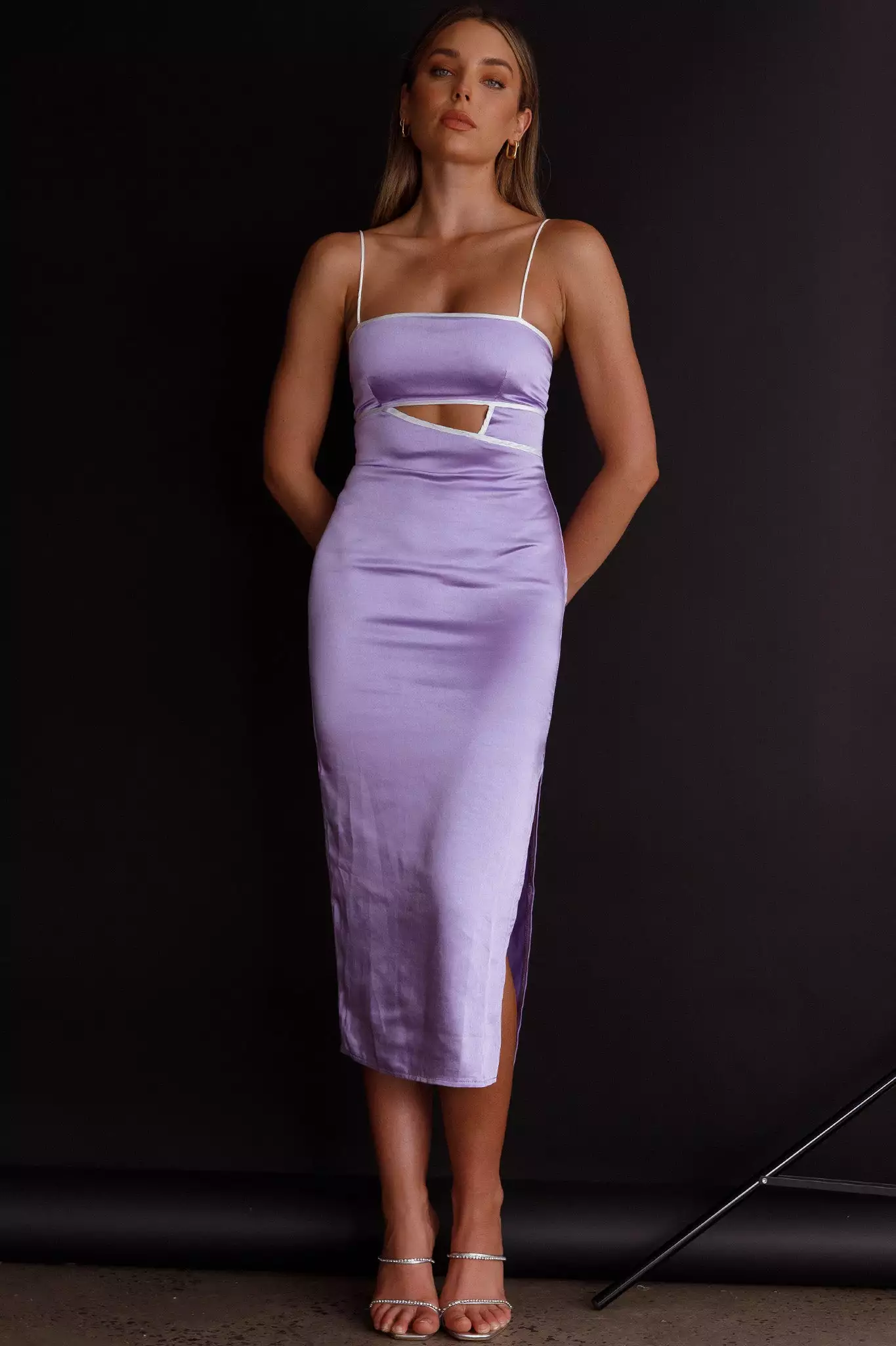 Laia Cut-Out Bodice Midi Dress Lilac - Image 8