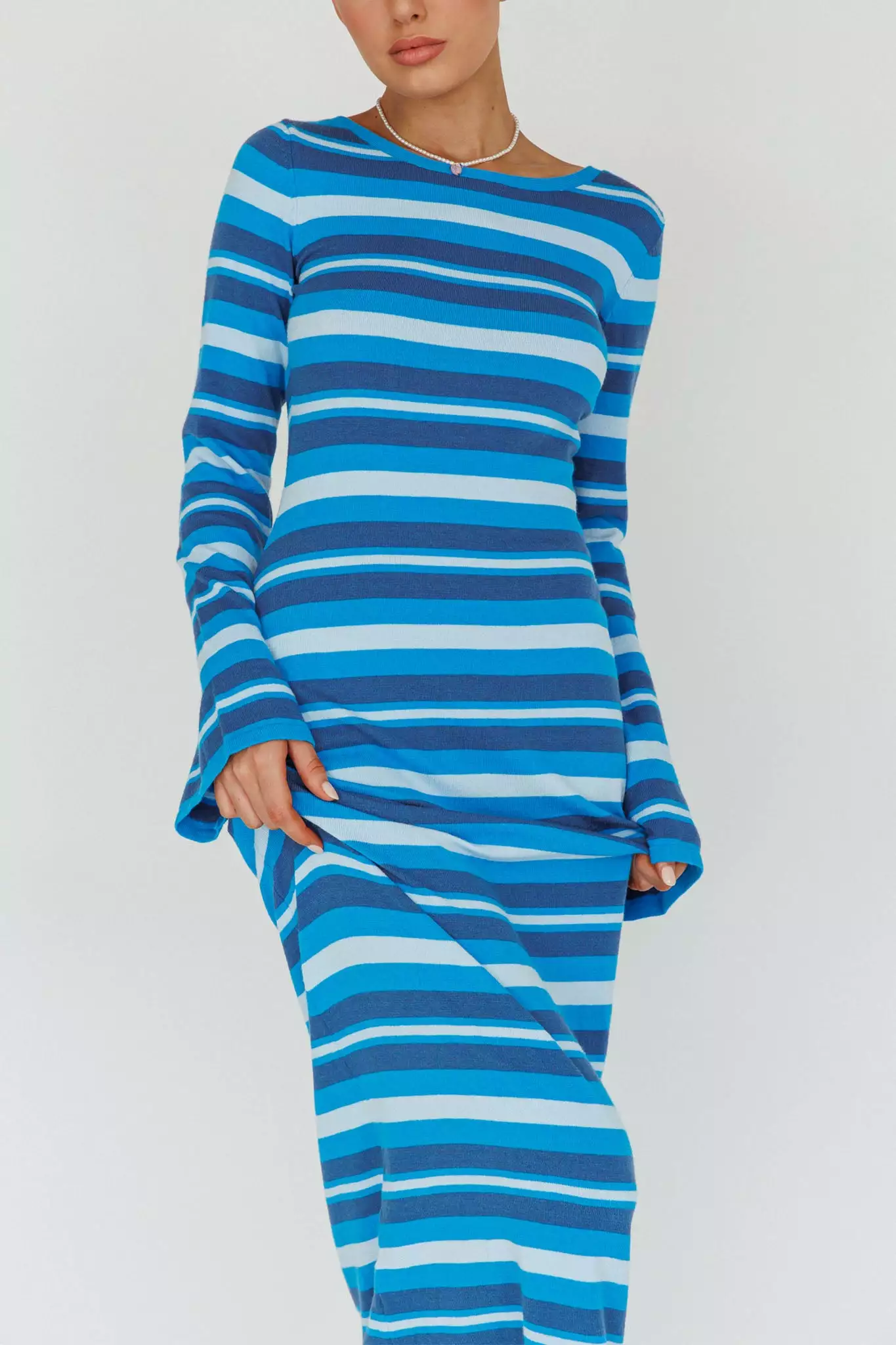 Indi Luxe Jozie Long Sleeve Maxi Dress Stripe Blue - Image 4