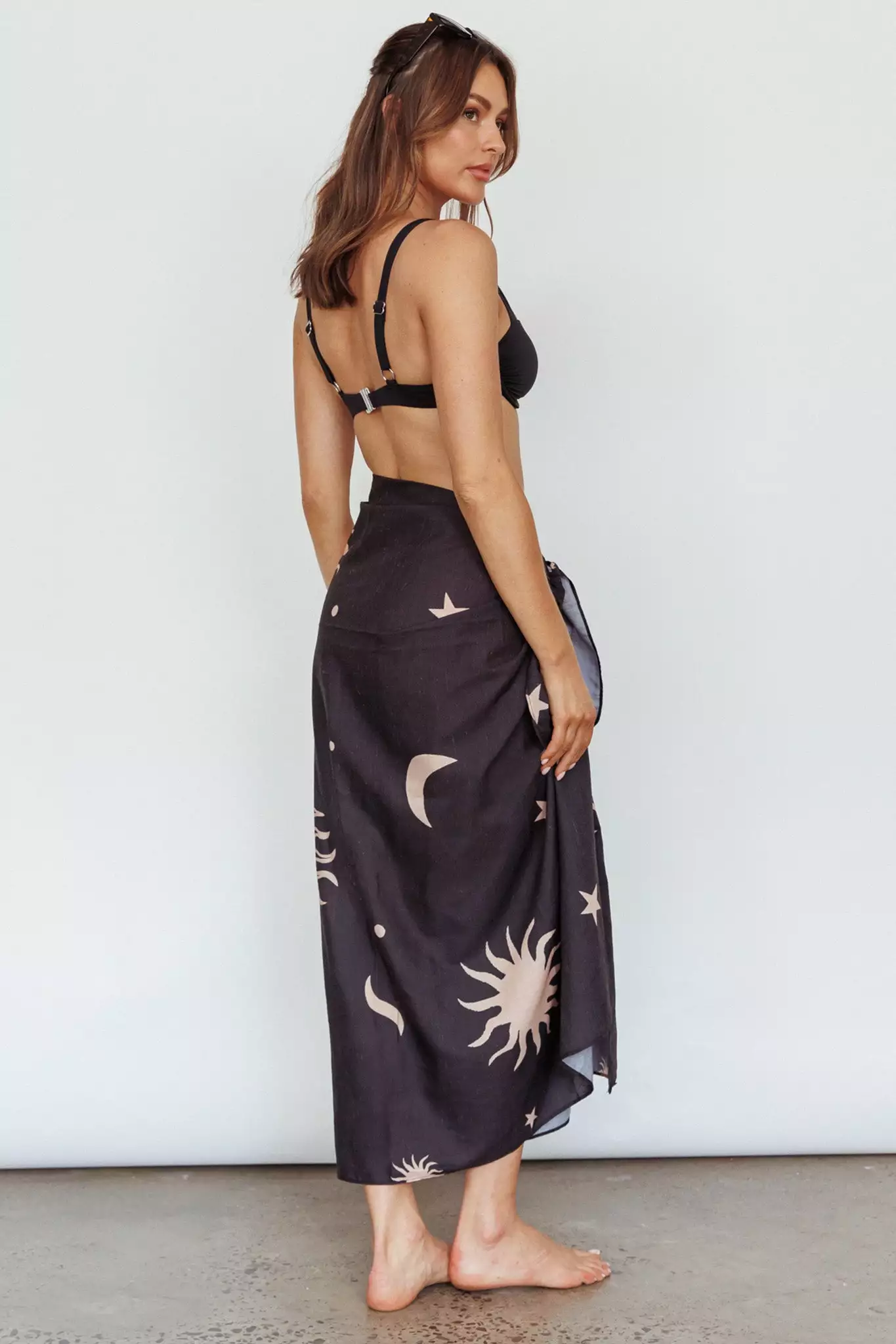 Here Comes The Sun Sunshine Coast Multi-Way Scarf Sun Moon Black - Image 2