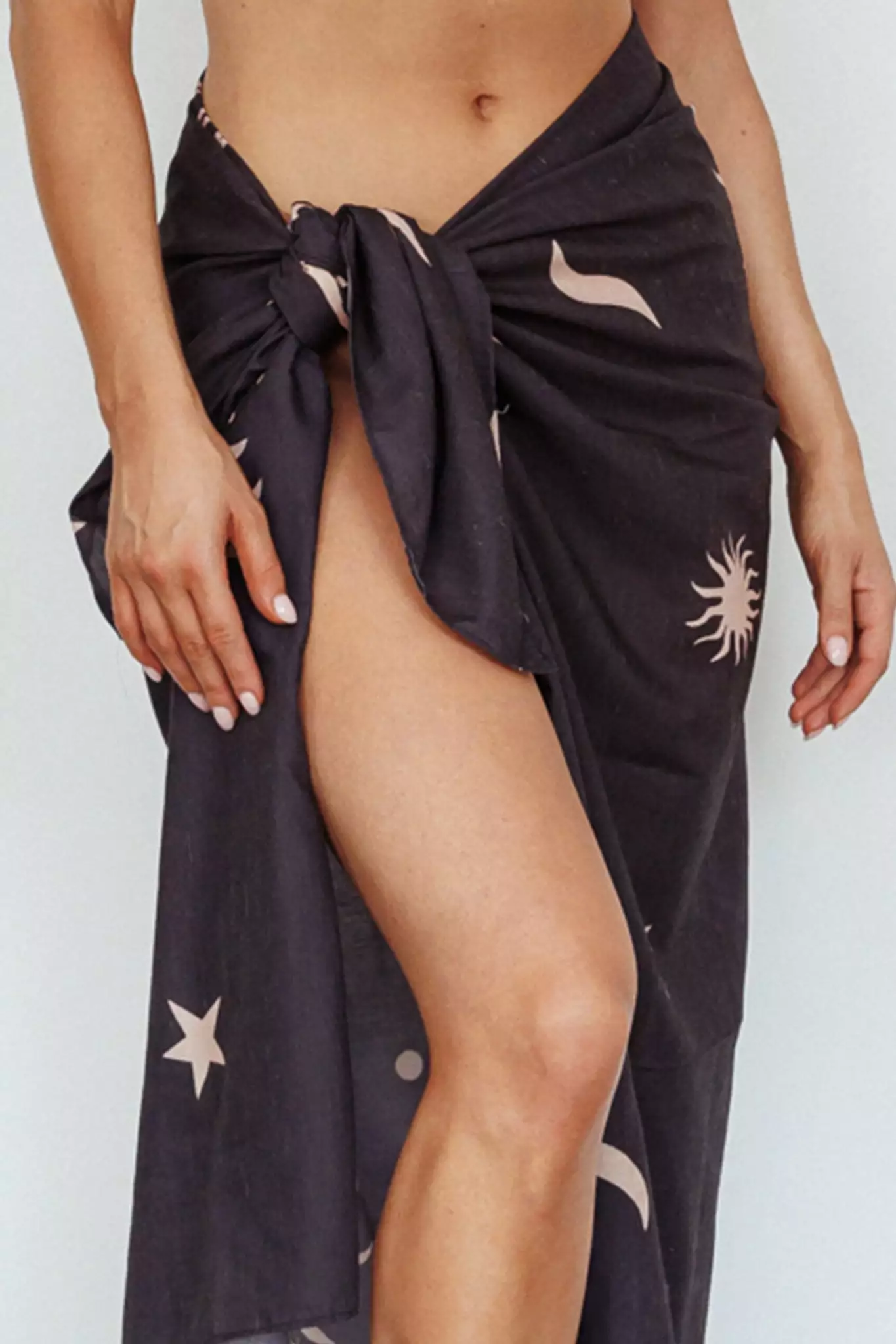 Here Comes The Sun Sunshine Coast Multi-Way Scarf Sun Moon Black - Image 4