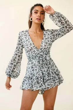 Selfie Leslie Maddox Fit & Flare Long Sleeve Romper Dainty Floral Print Black