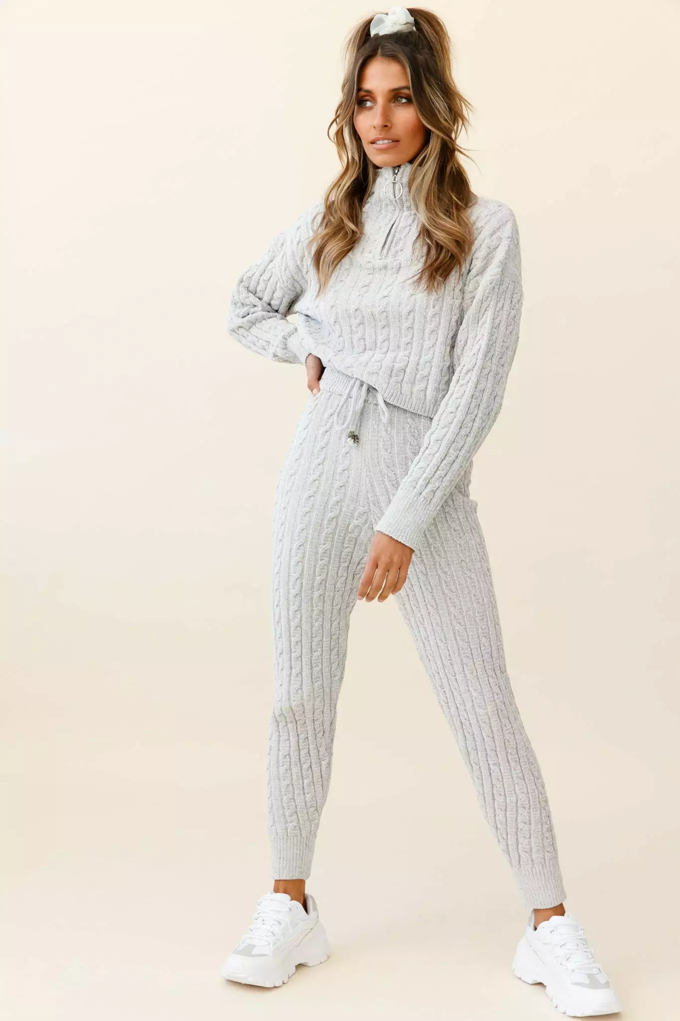 Selfie Leslie Breckenridge Long Cable Knit Pants Grey - Image 8