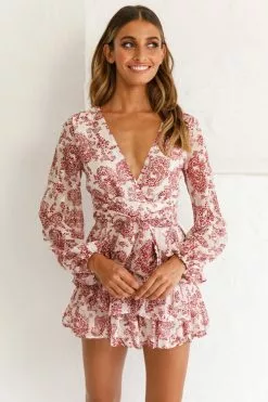 Selfie Leslie Maddox Fit & Flare Long Sleeve Romper White Floral Print